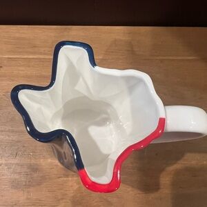 Coffee mug Texas. Perfect unused condition. Holds 12oz.